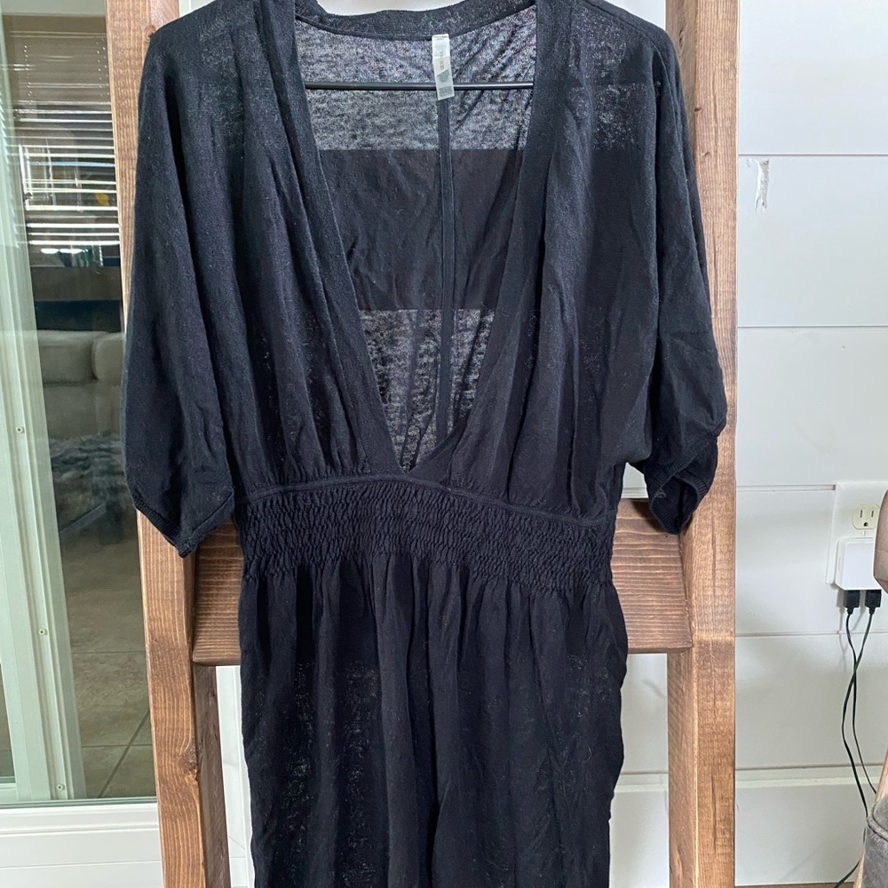 Victoria’s Secret swimsuit cover up